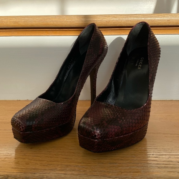 Gucci Python Skin Heels - Picture 2 of 7